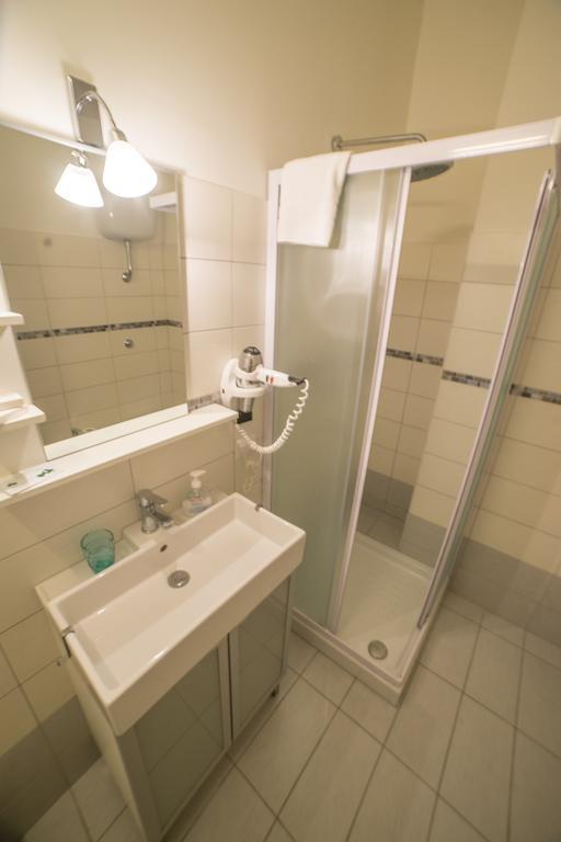 B&B Porta Livorno Civitavecchia Habitación foto