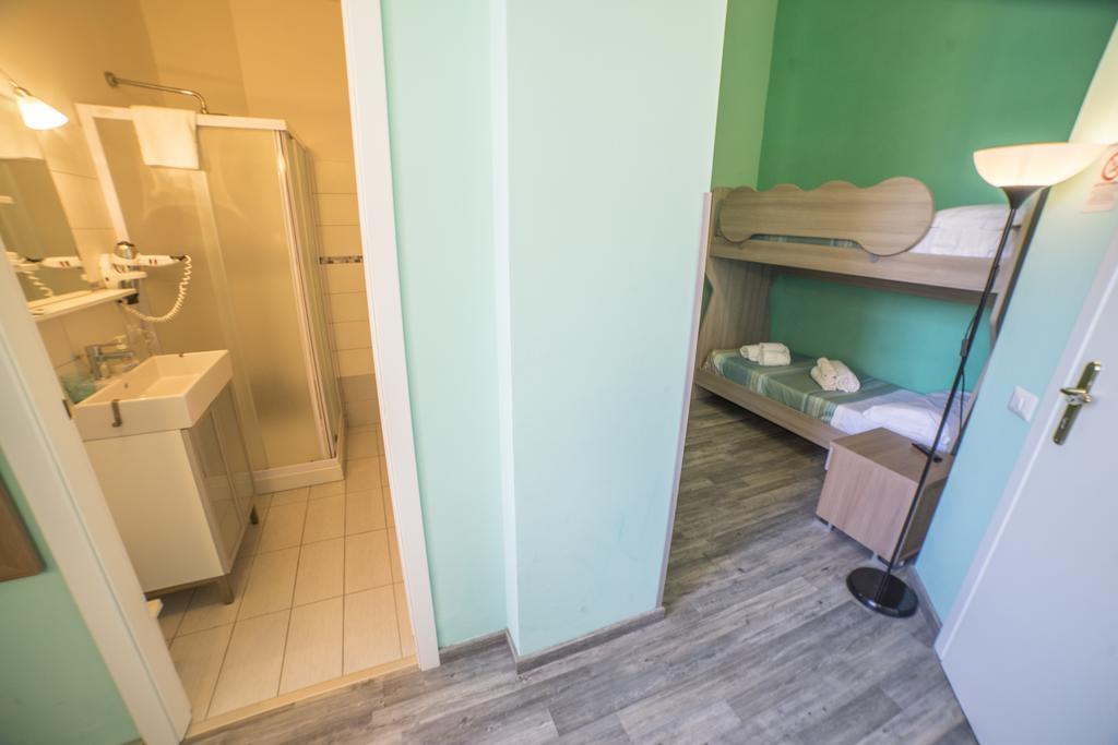 B&B Porta Livorno Civitavecchia Habitación foto